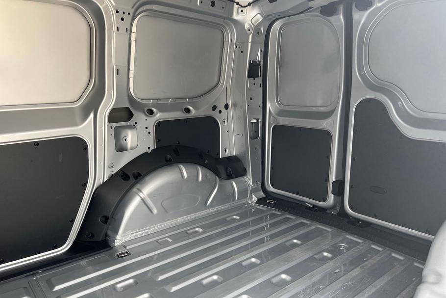 Used FORD TRANSIT CONNECT HS25CGF 4