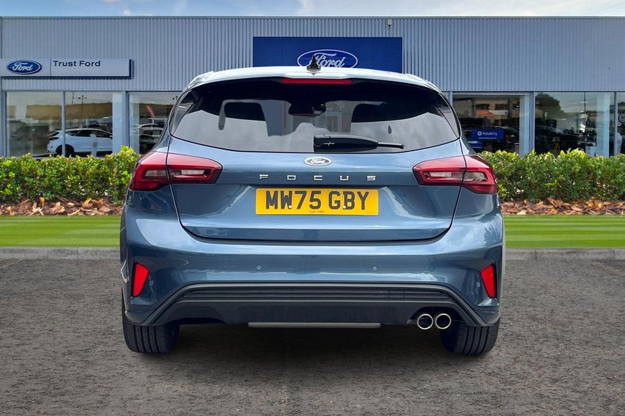 Ford FOCUS Photo autoimg-b0e3d551b574815f801f7021123176786e59ff0b.jpg