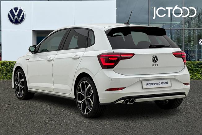 VOLKSWAGEN Polo Photo 3