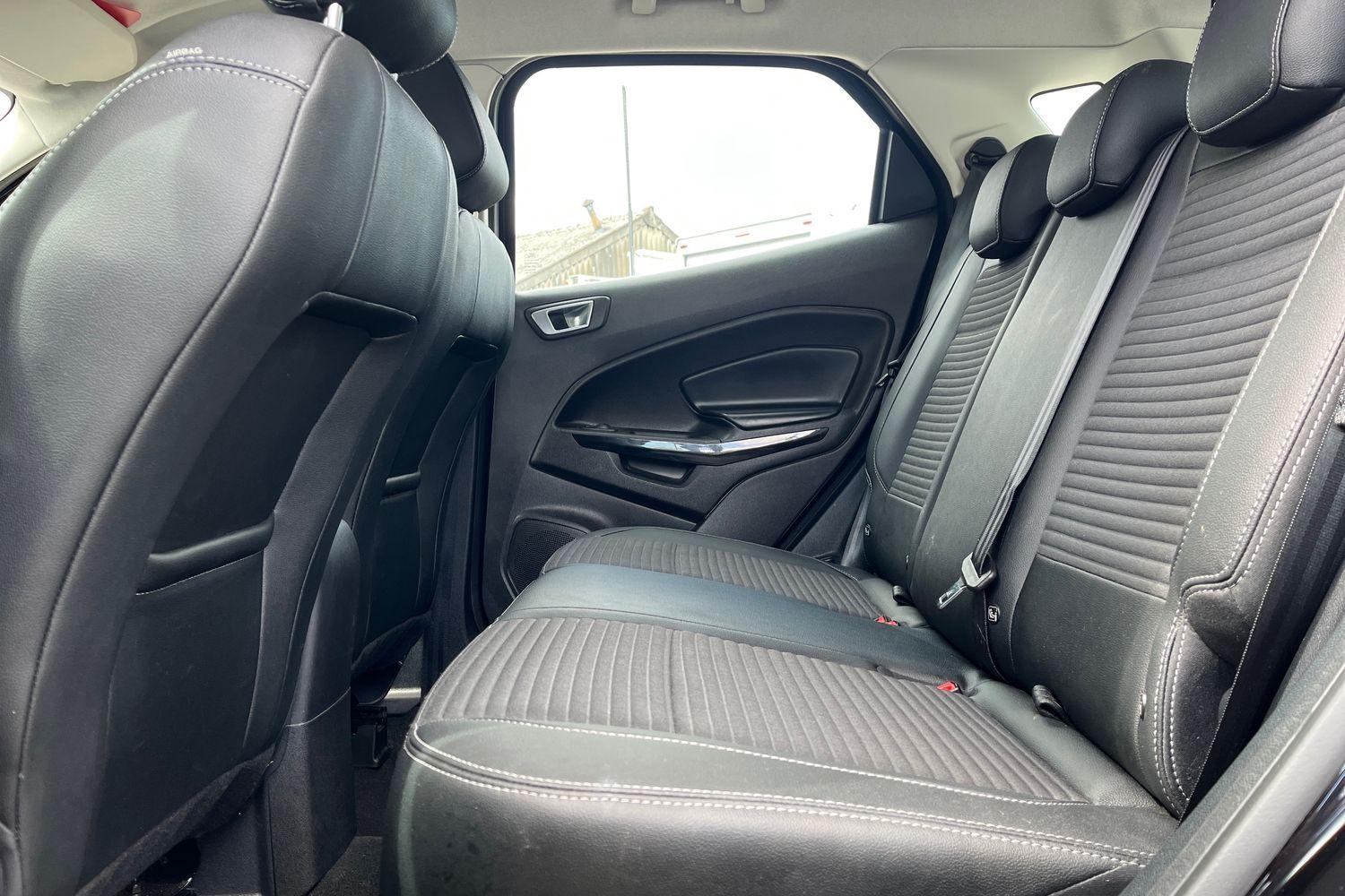 Ford ECOSPORT Photo 19