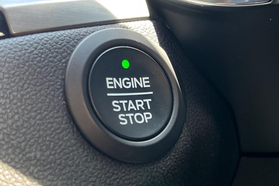 Ford Kuga Photo autoimg-b0f0aa06d34f86bfac7a57ada3f6497c94b68726.jpg