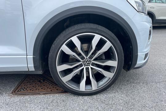 Volkswagen T-ROC R-LINE Photo autoimg-b0f227d9e99dd2e79aee847d322be45e155692c8.jpg