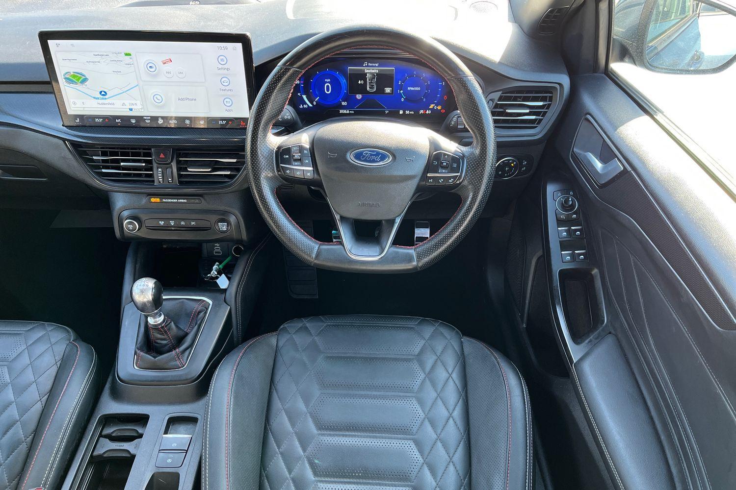 Ford FOCUS Photo 10