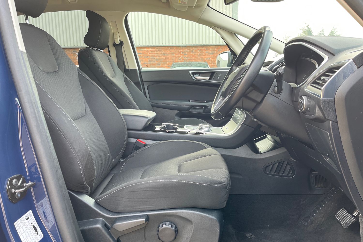 Ford S-Max Photo 29