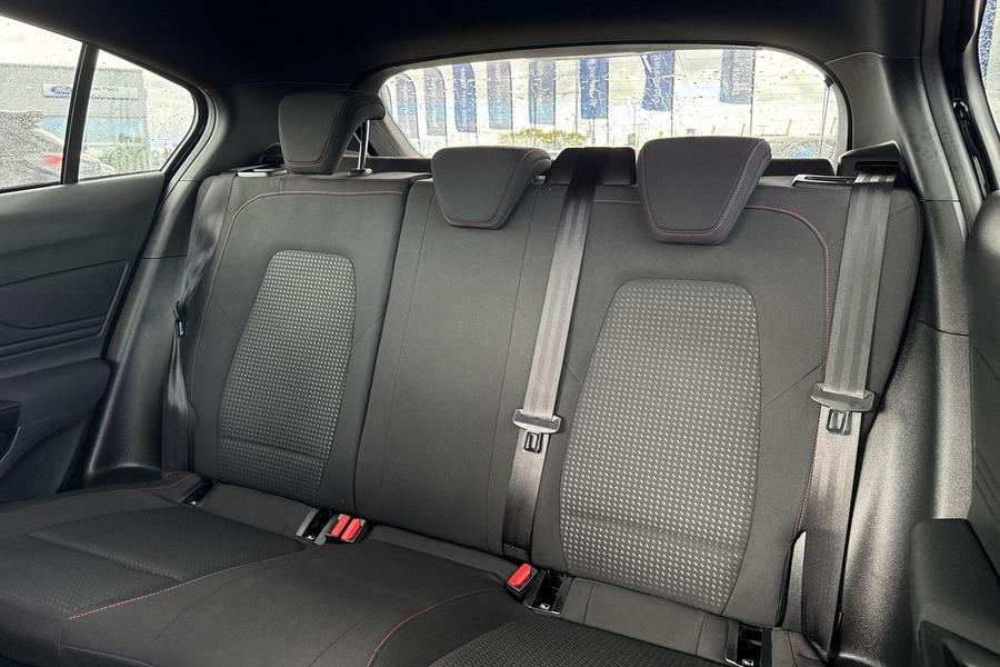 Ford Focus Photo autoimg-b0f9e86748acbbc6e81de3318bf3172669e08e98.jpg