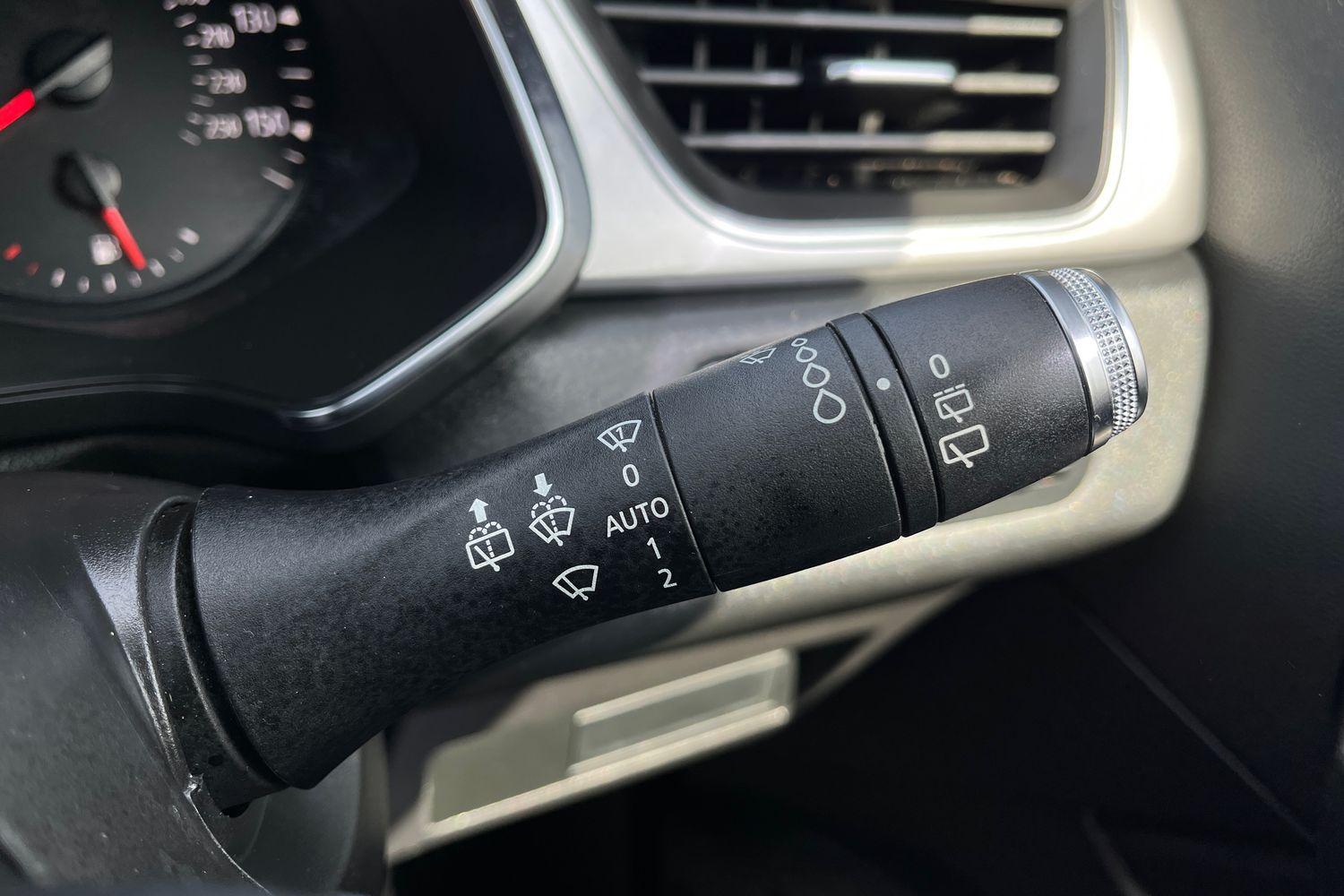 Renault CAPTUR Photo 14