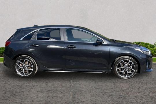 Kia Ceed Photo autoimg-b0fe775cacf392dec98b9338063de30fd9ab2829.jpg