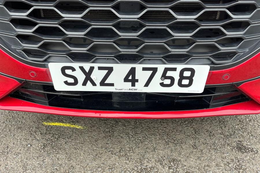 Ford KUGA Photo autoimg-b1012a6977c6bc47858709f5cdf7b9bcb32ec24a.jpg