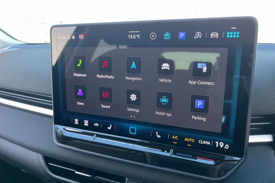 Volkswagen T-roc Photo autoimg-b1042c0f977d84fde6760e79bac6679e9a98207e.jpg