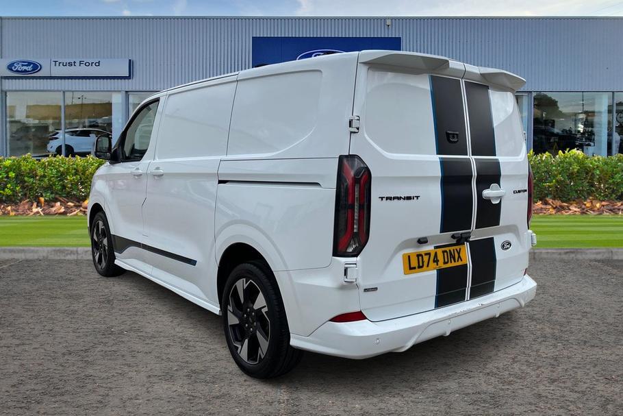 Used Ford TRANSIT CUSTOM LD74DNX 2