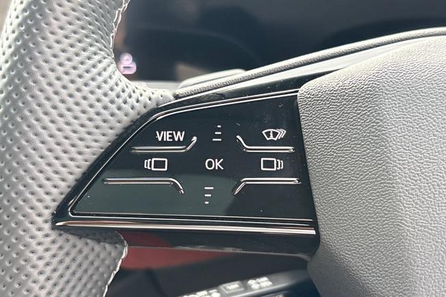 Audi S5 Avant Photo 16