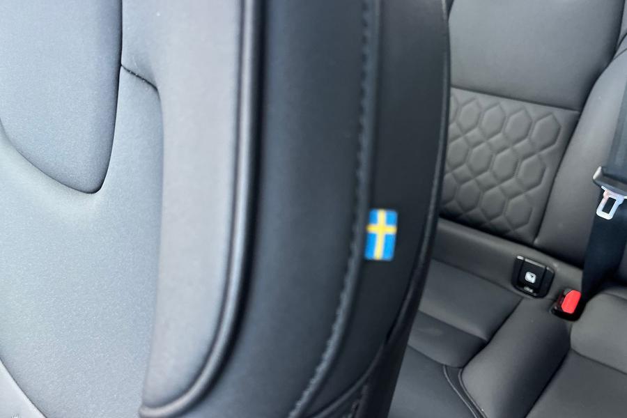 Volvo XC60 Photo autoimg-b1184760c386e5e48a2b096955b65e54c6b54896.jpg