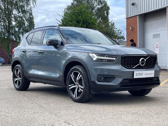 VOLVO Xc40 Photo 24