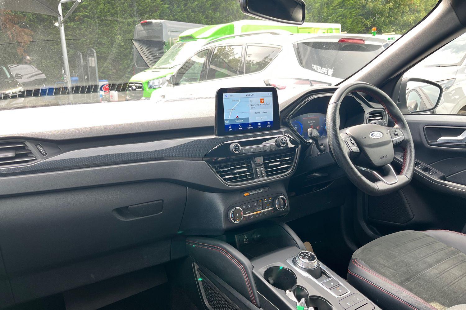 Ford KUGA Photo 17