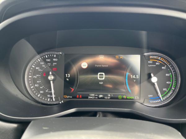 MG MG5 Photo autoimg-b11f99e56672c68de3b78d36100097c983fff272.jpg