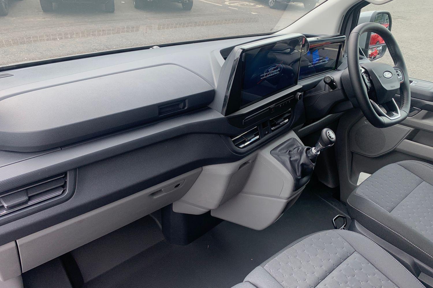 2026 Ford Transit Custom 2.0 280 136PS EcoBlue Limited Manual L1 H1 in Grey Matter with 1000 Miles + Wheel & Body Kit Package - vehicle photo 11 for sale on PureCar