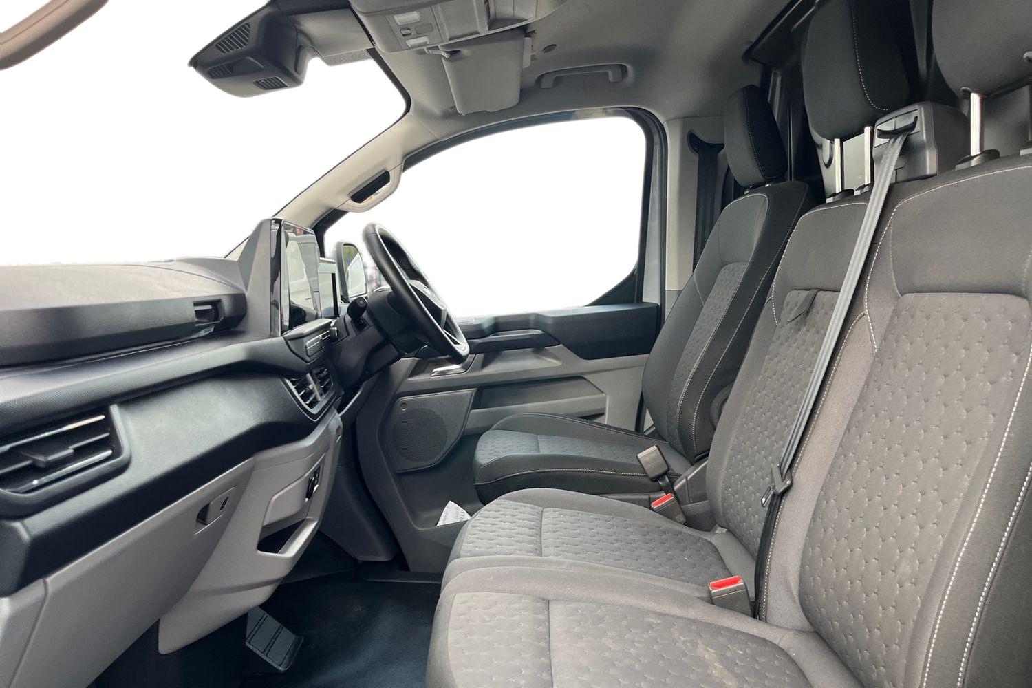 Ford TRANSIT CUSTOM Photo 9