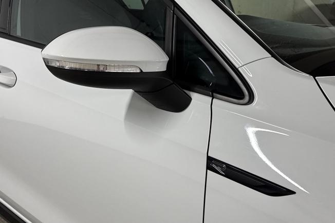 Volkswagen Golf Photo 20