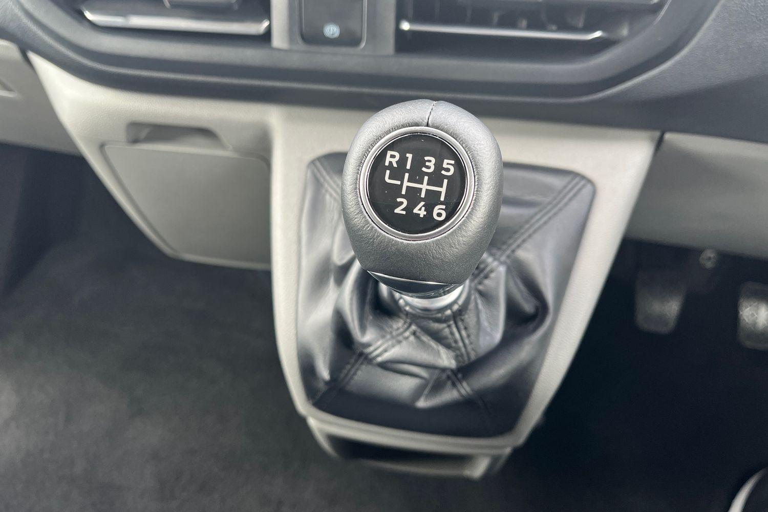 Ford TRANSIT CUSTOM Photo 16