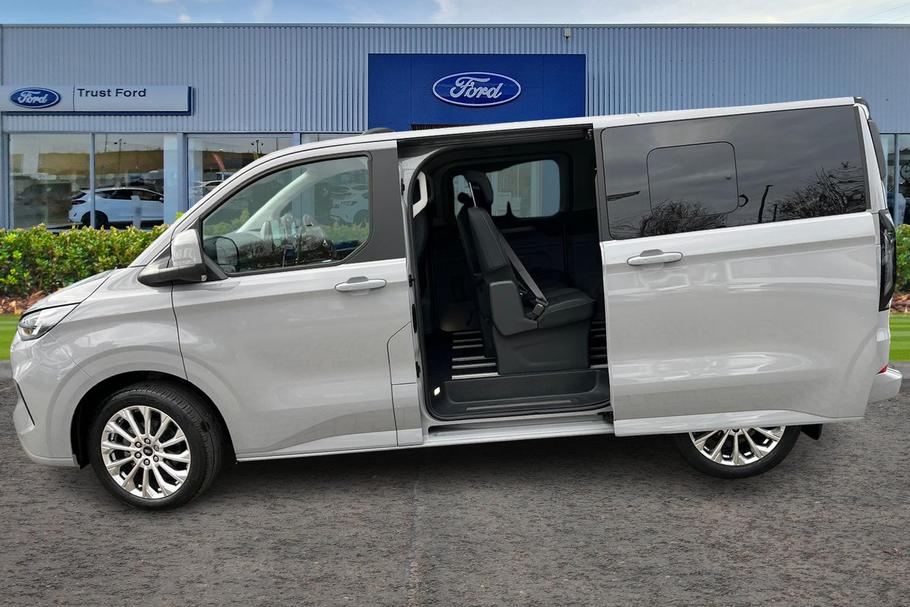 Used Ford TOURNEO CUSTOM LS75WCP 5