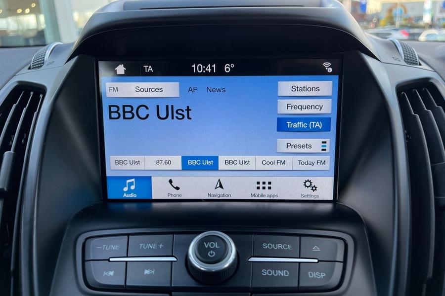 Ford KUGA Photo autoimg-b12cc7a49dfed64f54428aa55ffcd08aa47f9a75.jpg