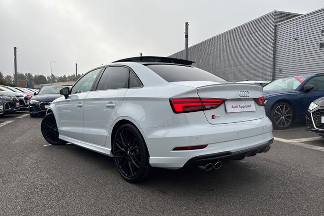 Audi S3 Photo 23