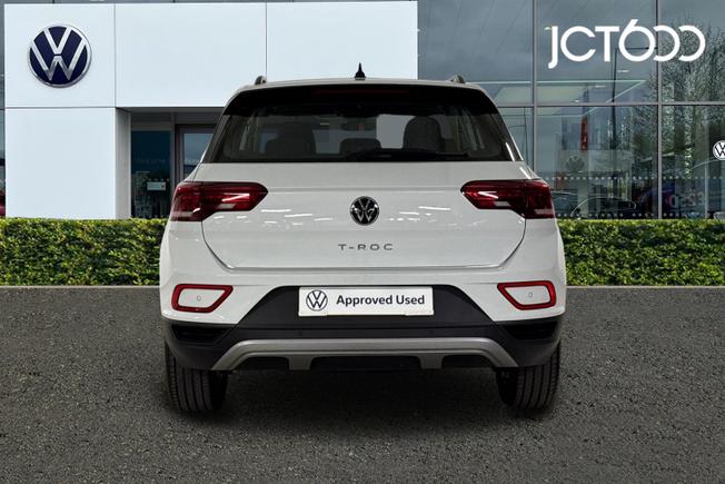 VOLKSWAGEN T-Roc Photo 7