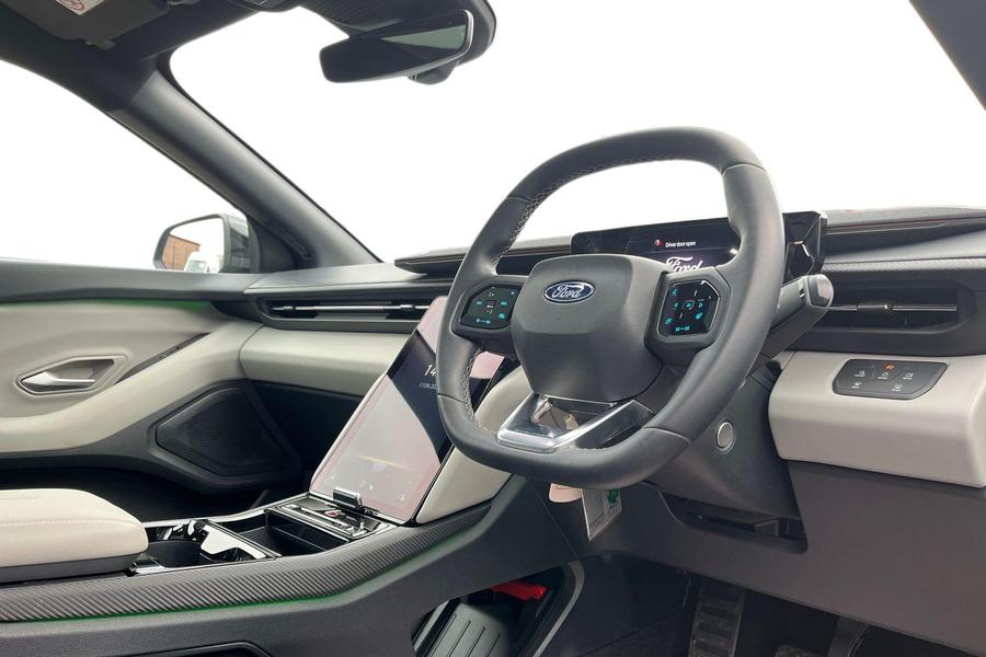 Ford Explorer Photo autoimg-b1344c53967294026187452259454b405002af9b.jpg
