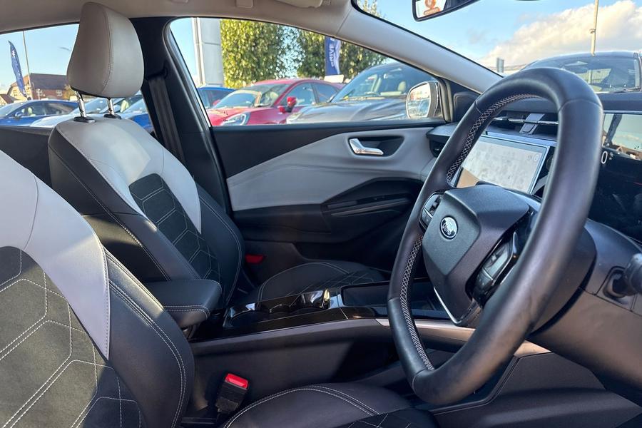 Ford PUMA Photo autoimg-b13ce3192026b3dd625486686ab86d80d6c3fd90.jpg