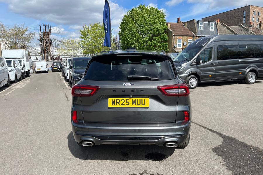 Ford Kuga Photo autoimg-b1412225f91bedf3b5cfaf27fbe6260d18914d97.jpg