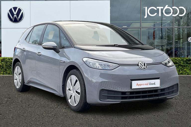 Used 2021 VOLKSWAGEN ID.3 Pro Performance 58kWh Life Hatchback 5dr Electric Auto (204 ps) Grey at JCT600