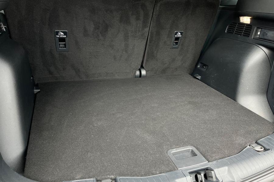 Ford Kuga Photo autoimg-b14959c43814dd727cb4088655001af6e2b64129.jpg