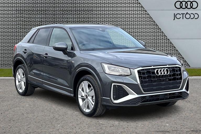 Used AUDI Q2