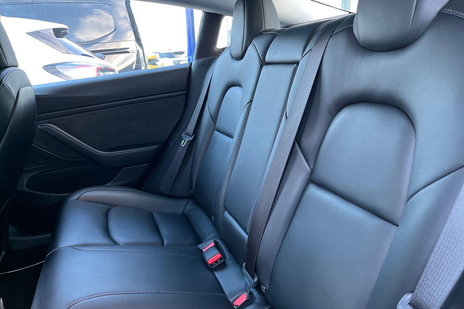 TESLA MODEL 3 Photo 19