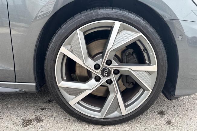 AUDI S3 Photo 5