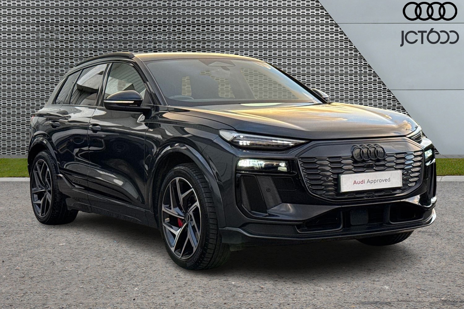 2025 Audi Q6 e-tron