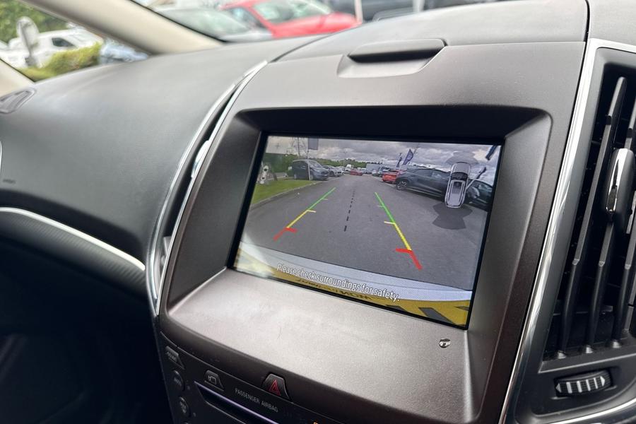 Ford S-MAX Photo autoimg-b153881f12517bd7b74893c134a9aa586c3c3a42.jpg