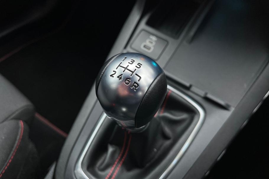 Used Ford PUMA SD25YHE 33