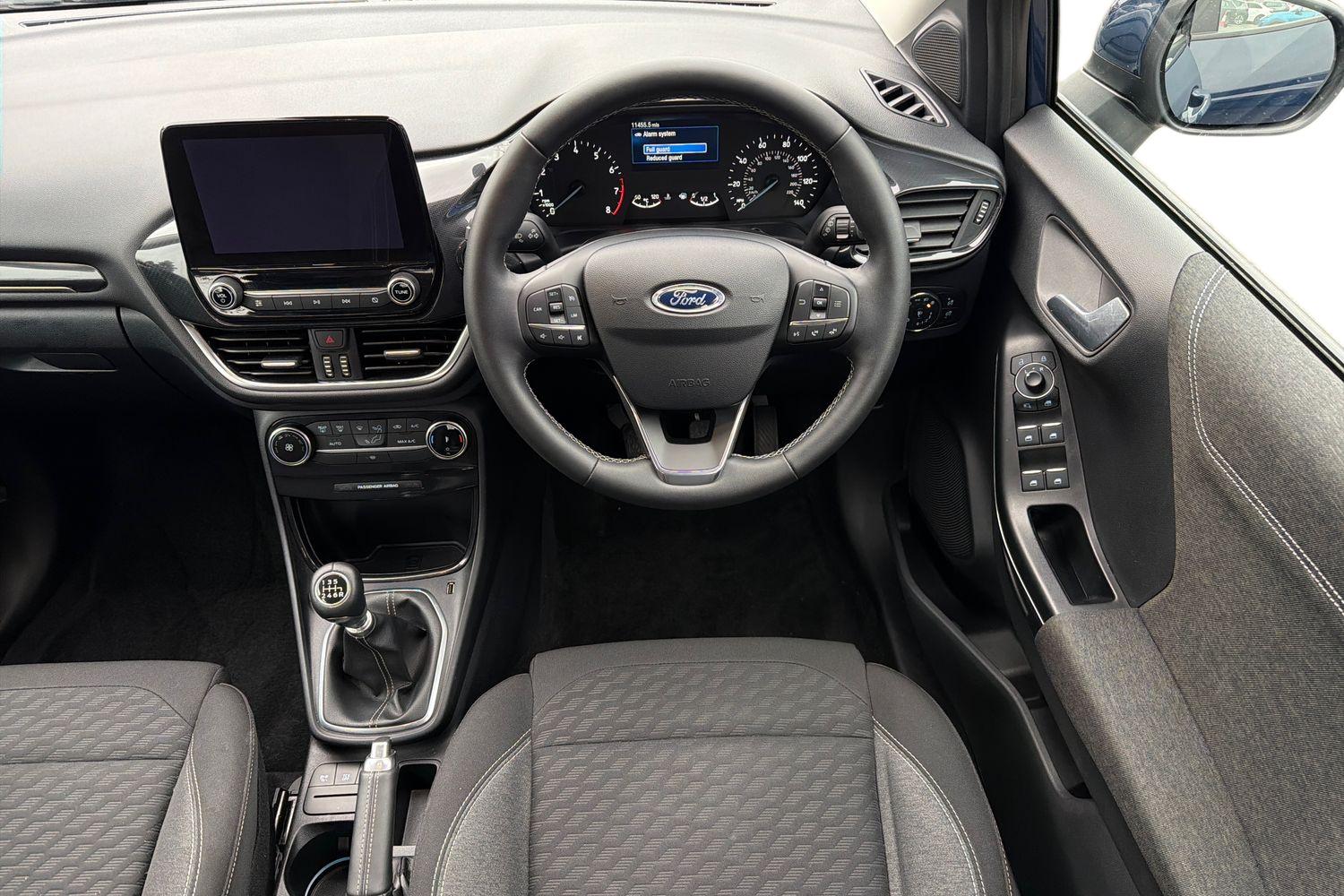 Ford PUMA Photo 10
