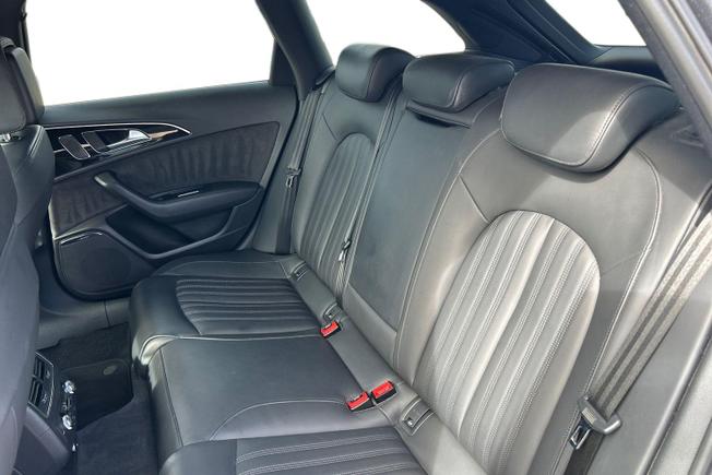 AUDI A6 Avant Photo 9