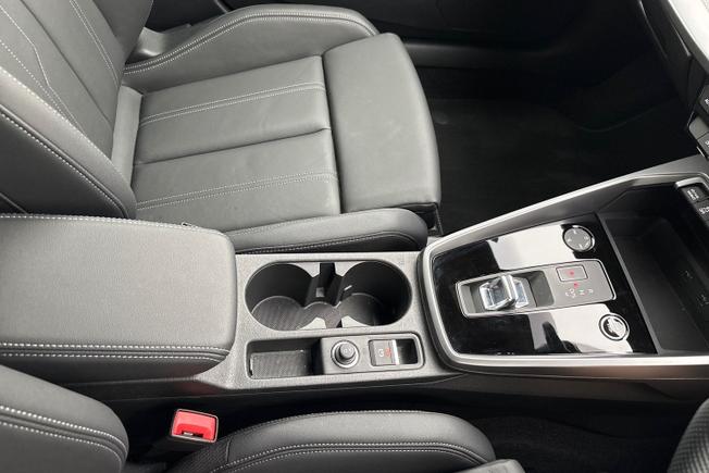 Audi A3 Photo 29
