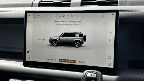 Land Rover Defender Photo autoimg-b15c5f66fa22b752fdc3cc0cf3cabfdce25ee1de.jpg