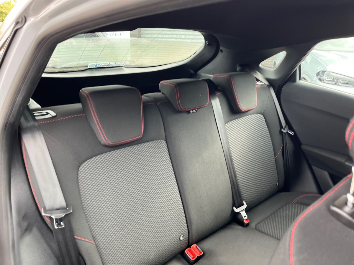 Ford Puma Photo 28