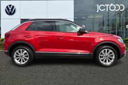 Volkswagen T-Roc Photo 4