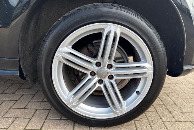 AUDI Q5 Photo 32