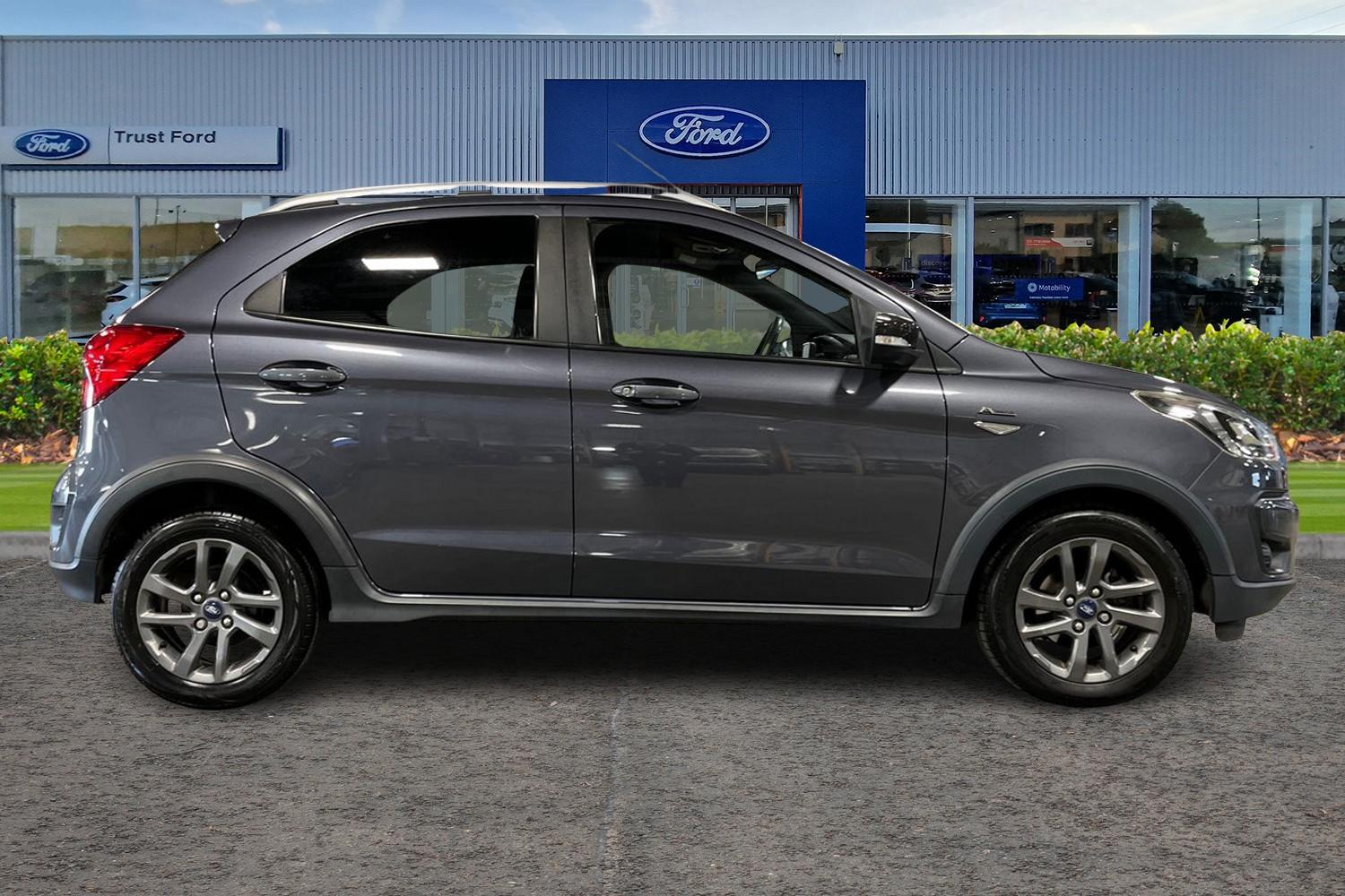 Ford KA+ Photo 2