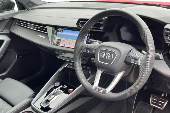 AUDI S3 Photo 6