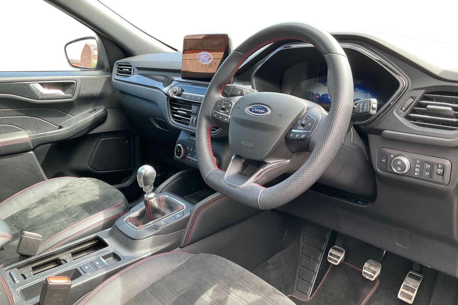 Ford KUGA Photo 8
