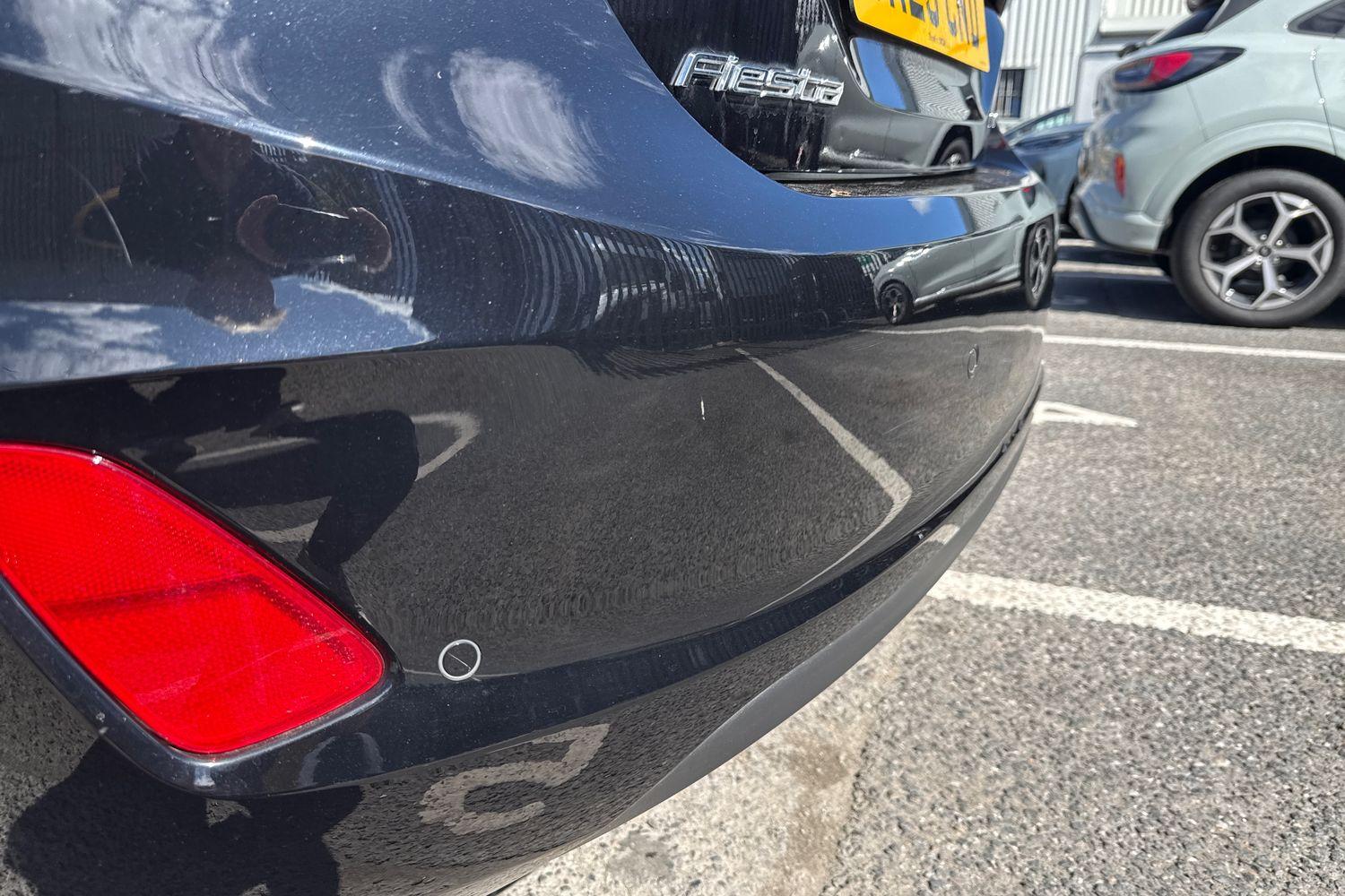 Ford Fiesta Photo 37