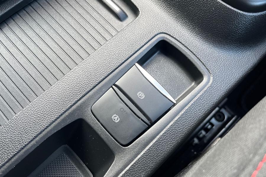 Ford Focus Photo autoimg-b16f1aa19bbd04fa29d053a094f0d6fd05250ff6.jpg